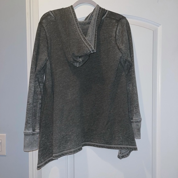 Zip up hoodie - Picture 2 of 3